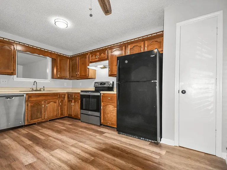 3072 Woody Ln — Photo 5