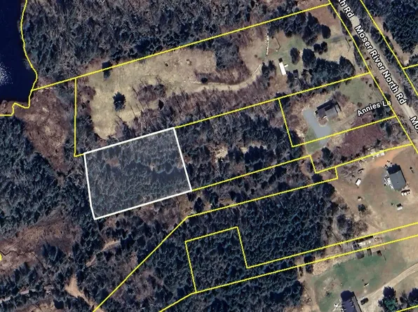 65 Annies Ln, Mosers River, NS B0J 2R0