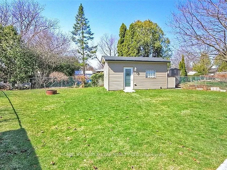 23 Barrett Cres — Photo 19