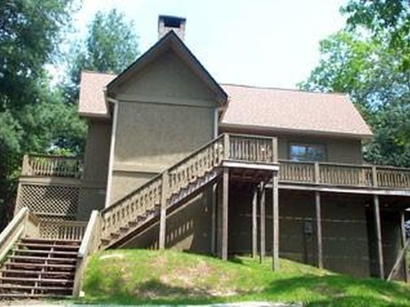 560 Chalet Village Ln #560