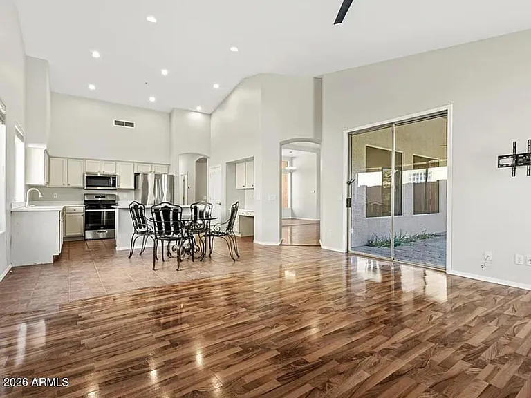 7252 E Whistling Wind Way — Photo 13