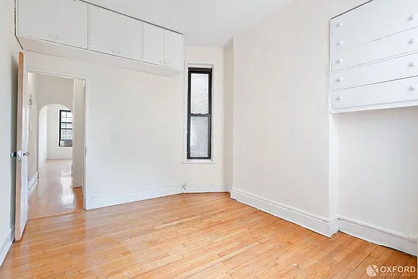 Rented by Oxford Property Group | media 17