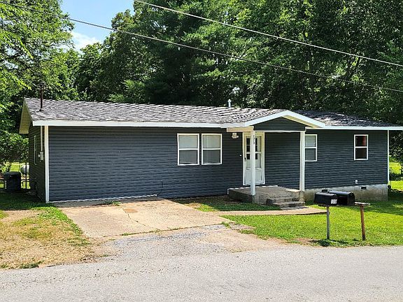 2nd image of 1313 E Benton Avenue