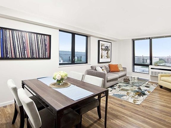 2nd image of 2763 Morris Ave APT 1107