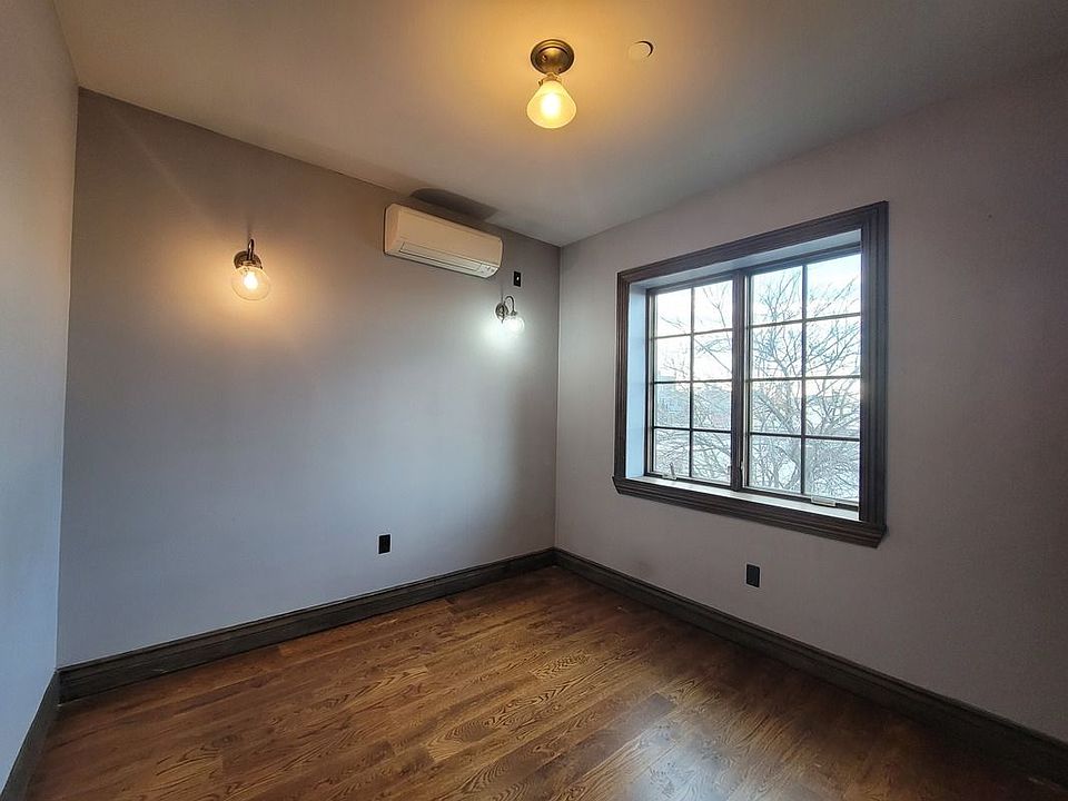 1st image of 311 Melrose St #2BB