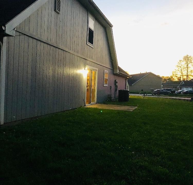 1st image of 4612 Hunters Glen Dr APT B