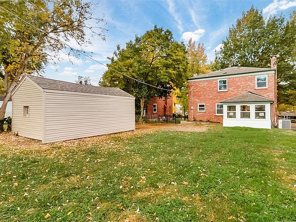 5th image of 2942 Arlmont Dr