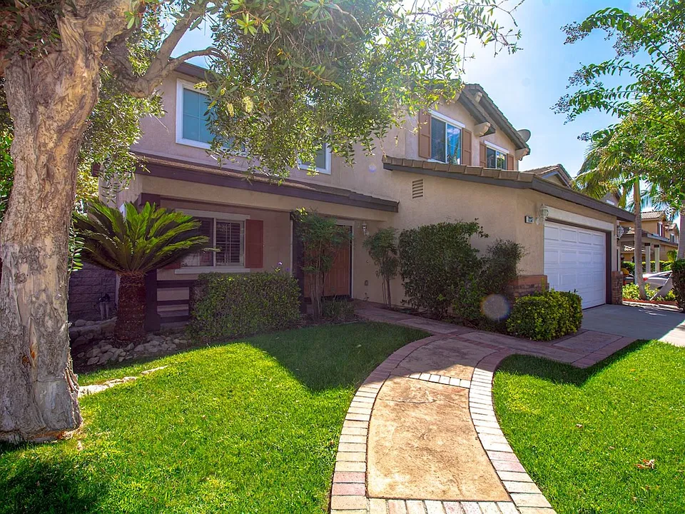 7237 Oak Tree Pl