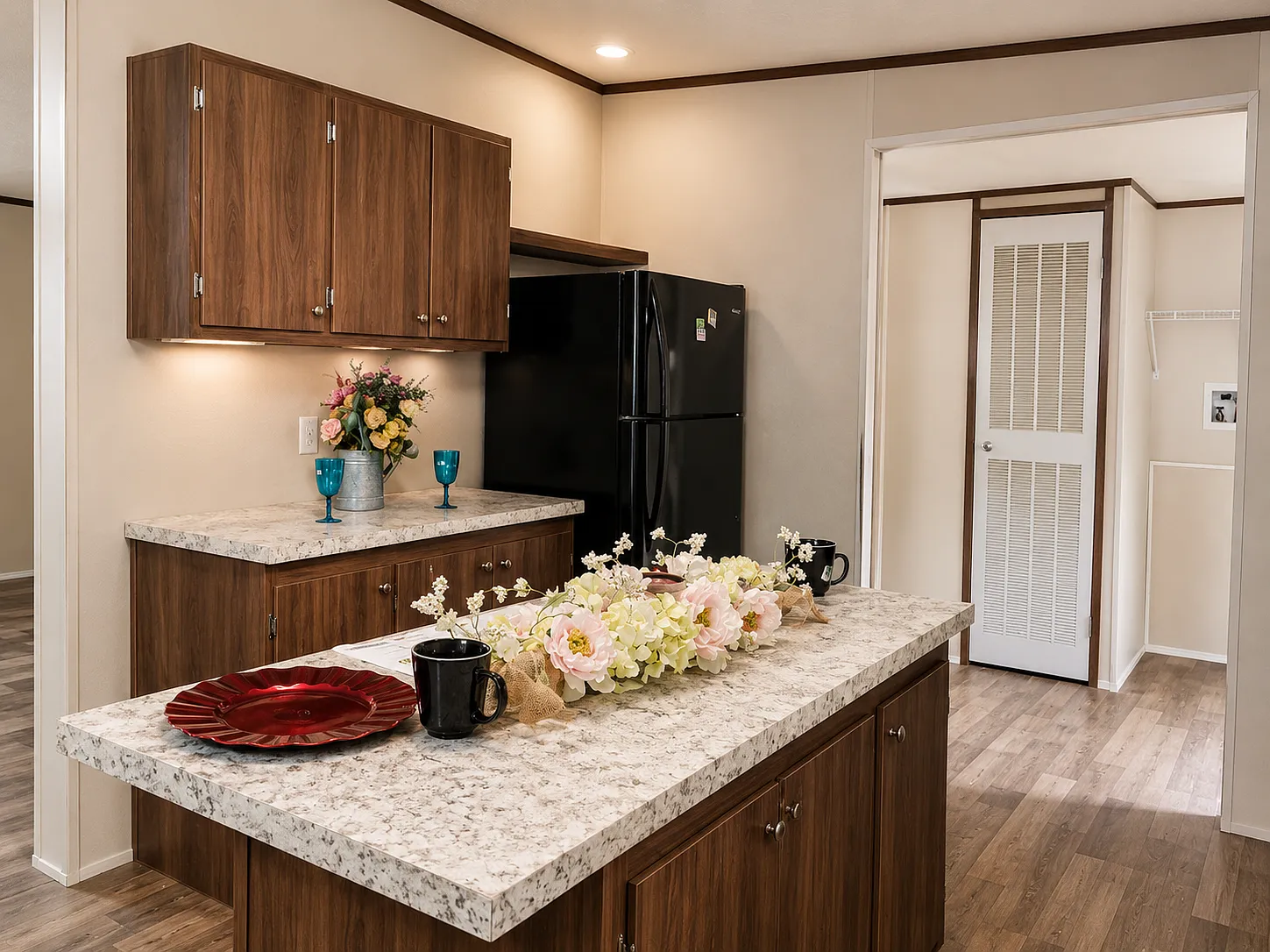3 bed, 1568 sqft, $1,650 — Photo 2