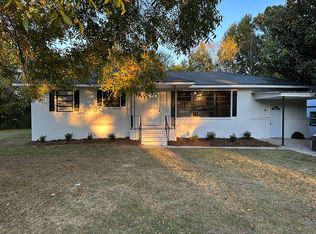 1709 Maplecrest Ln, Fultondale, AL 35068