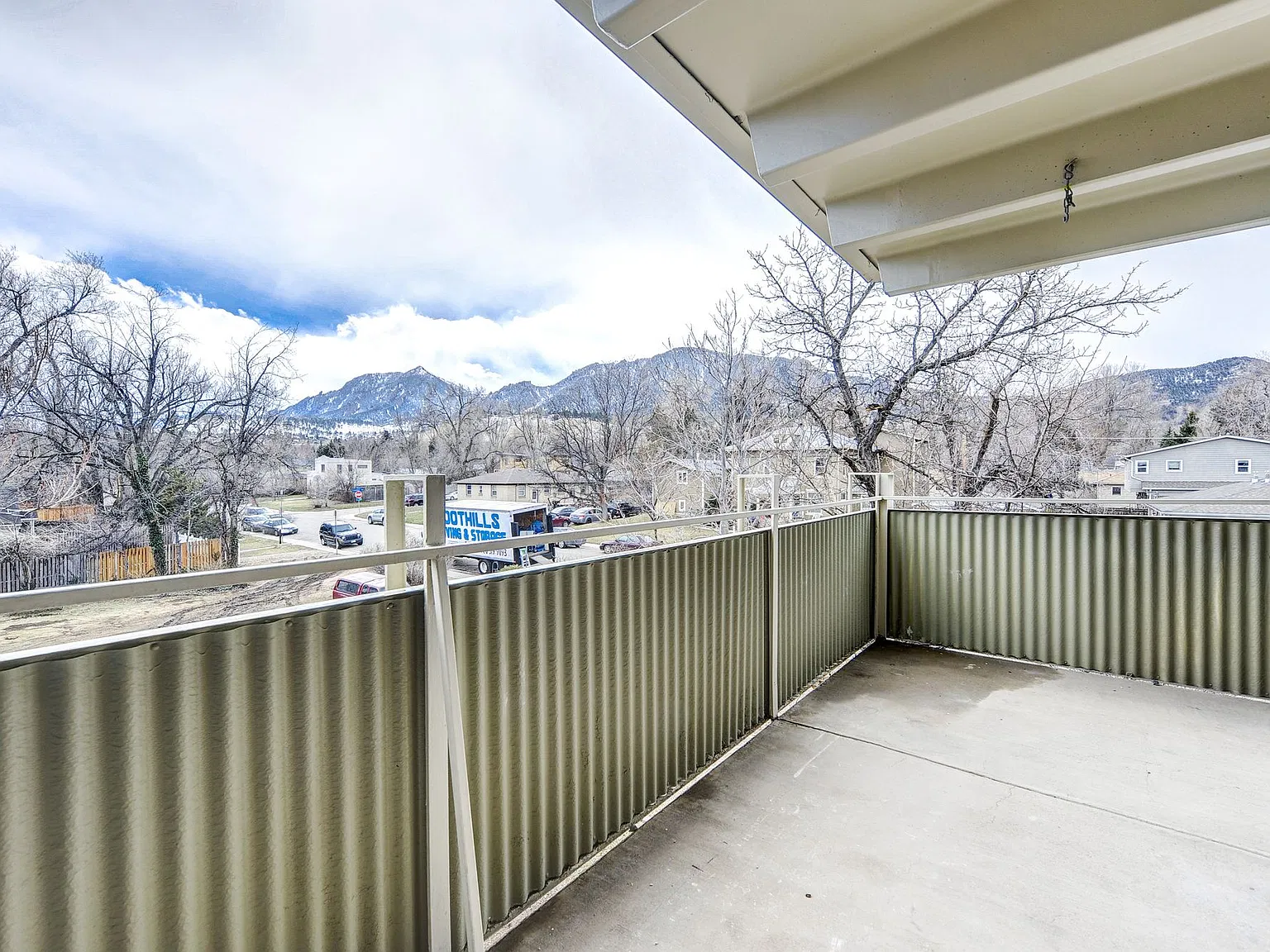 2 bed, 732 sqft, $1,499 — Photo 3