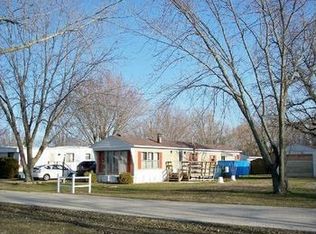 11 W Barbie Rand Blvd, Hilbert, WI 54129