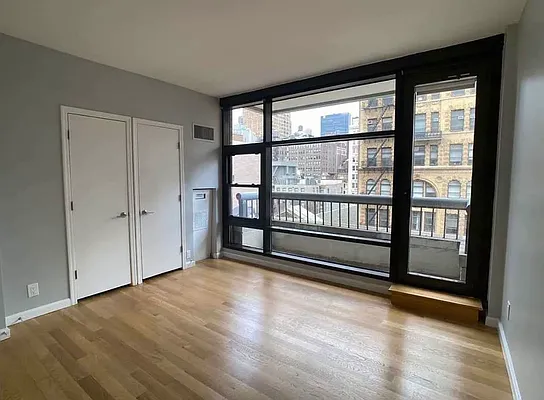 Rented by Tourma Realty LLC | media 25