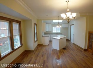 232 N 10th St, Weirton, WV 26062