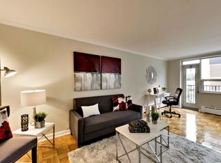460 Eglinton Ave E #214, Toronto, ON M4P 1M3