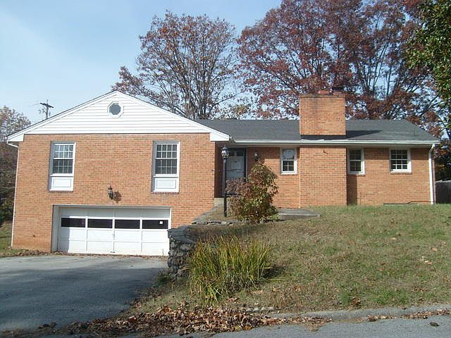 1st image of 4771 Woodley Dr