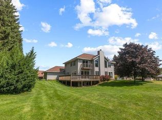 1307 Huron Cir, Sheboygan Falls, WI 53085