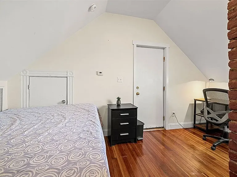 2512 Massachusetts Ave #3 — Photo 9