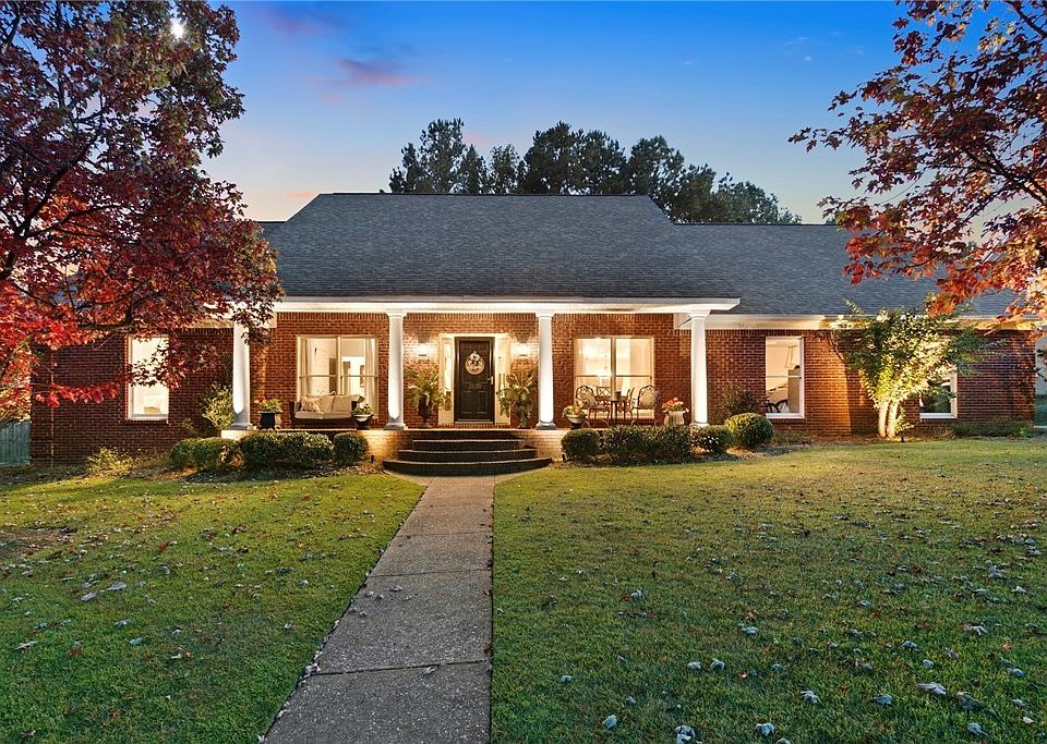 1st image of 3639 Brook Highland Dr