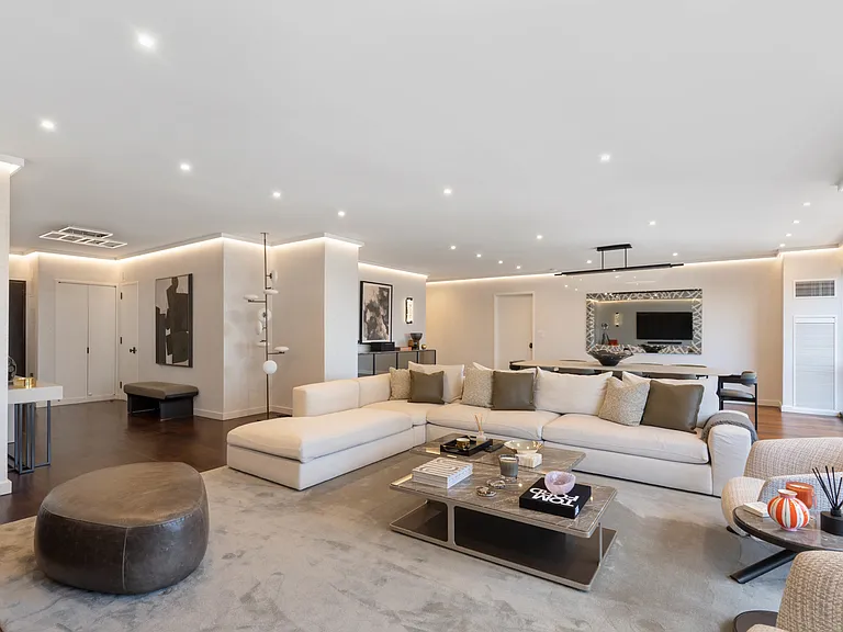 721 5th Ave #34EF — Photo 8
