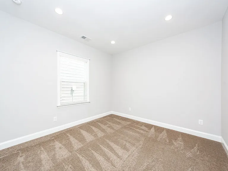 177 Hayworth Rd — Photo 53