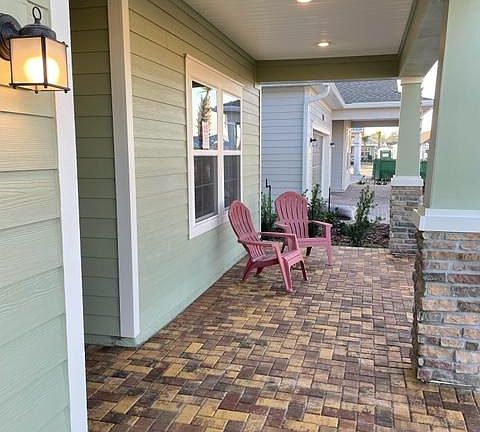 5th image of 56 Sadler Ct