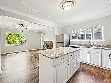 1734 Catalina Ave #2 — Photo 8