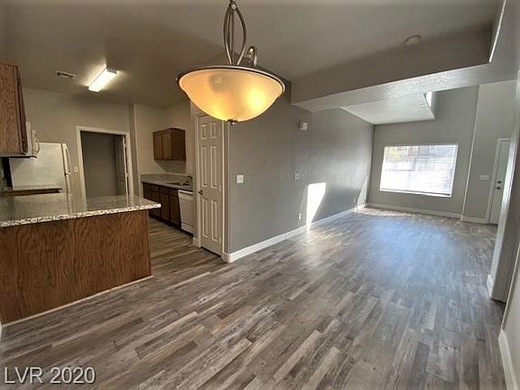 3rd image of 476 Eagle Egg St