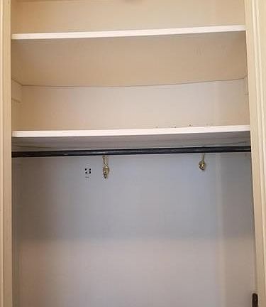 5th image of 34D Cambridge Ct