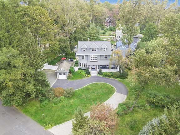 148 Montgomery Circle
