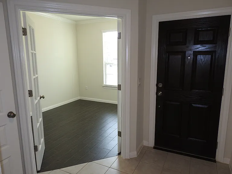 9903 Quercia Dr — Photo 19