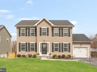 86 Homestead Dr, Hanover, PA 17331