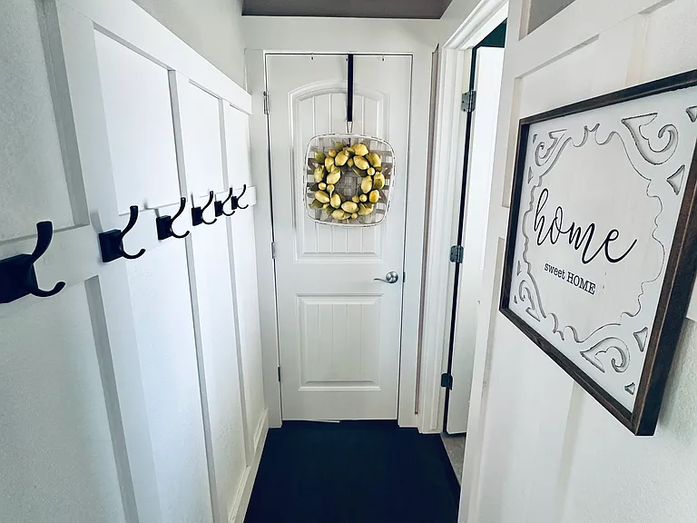 520 Mount Rainier St — Photo 11