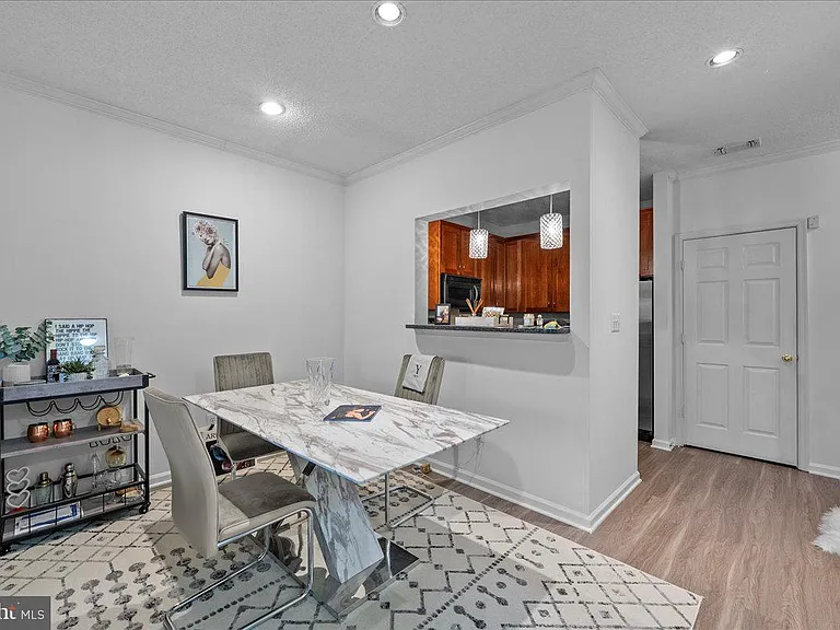 1708 Lake Shore Crest Dr #24 — Photo 6