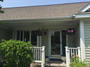 344 Harbor View Ln, Petoskey, MI 49770