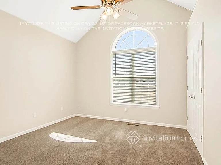 200 Alice Dr — Photo 13