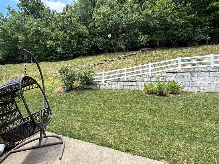 502 Parkview Ln — Photo 12