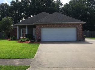 203 Indigo Dr, Lafayette, LA 70507