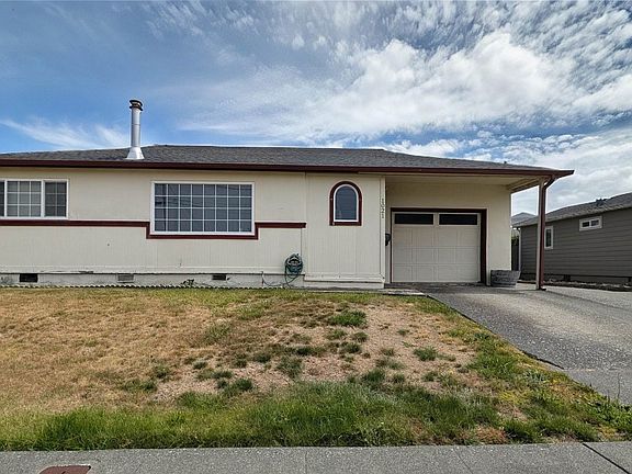 2nd image of 1021 Jaccard St