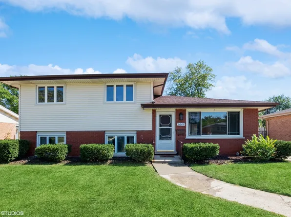 6619 Ridge Dr, Chicago Ridge, IL 60415