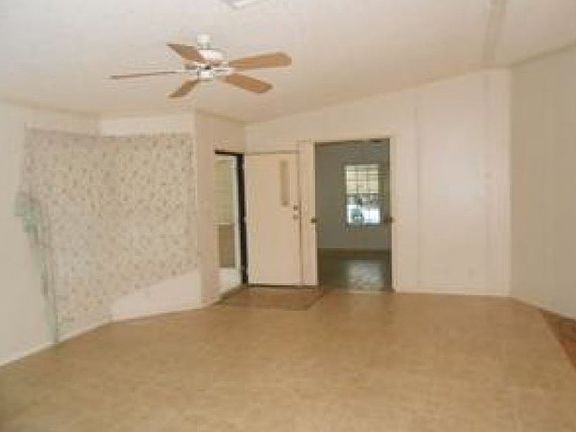 5th image of 26820 Stardust Dr