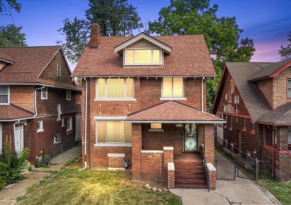 1st image of 2488 Virginia Park St