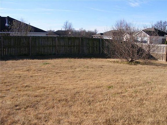 5th image of 6407 SW High Meadow Blvd
