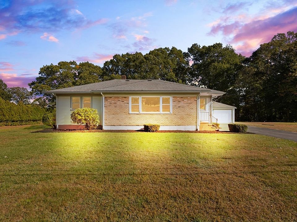 1st image of 60 Sunhill Rd