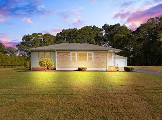 60 Sunhill Rd, Taunton, MA 02780