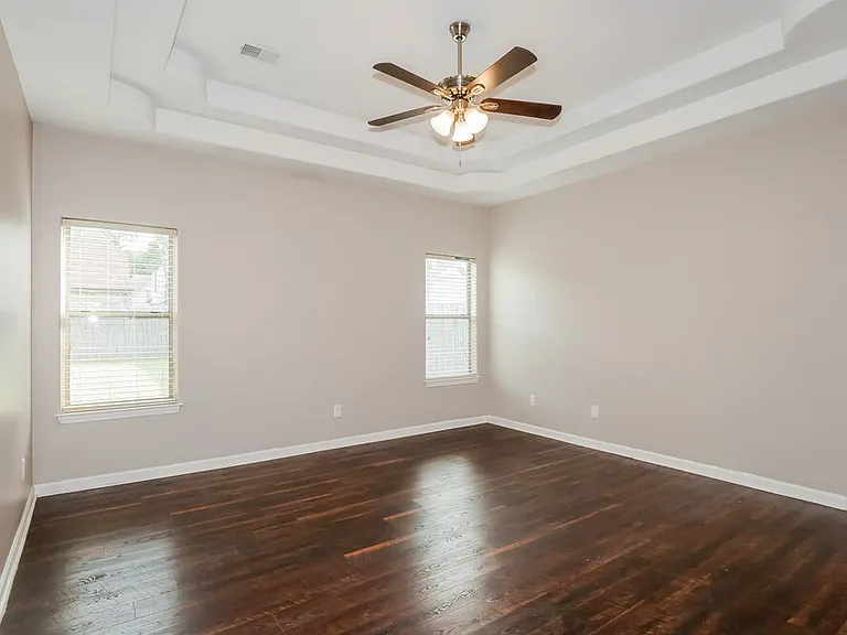 445 Green Willow Cv — Photo 10