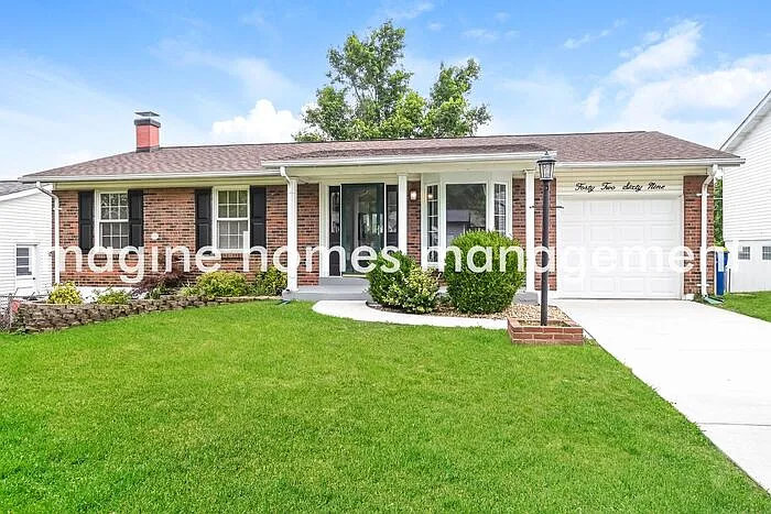 4269 Massabielle Dr — Photo 2