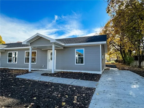 122B Cottage St, Auburn, NY 13021