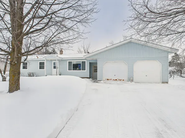 718 Clover Dr, Gaylord, MI 49735