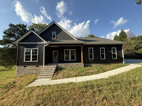 1203 Liberty Rd, Winchester, TN 37398